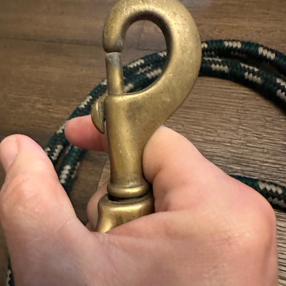 Horse Tack - 9’ Weaver Lead Rope - Picture 6 of 6